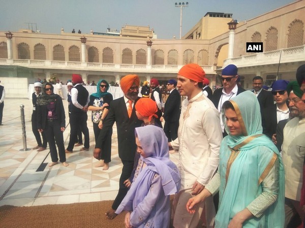 Canadian PM, Justin Trudeau visits Golden Temple, meeting with CM Amarinder Singh on the cards