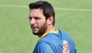 PSL 2018: Shahid Afridi's extra-ordinary catch made people fall for him; see video