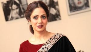 Smriti Irani mourns sudden demise Sridevi