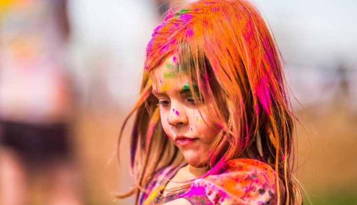 holi