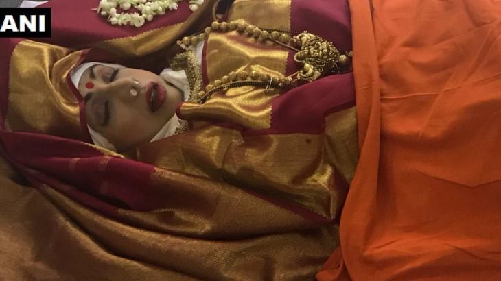 Sridevi Funeral Live Updates: The country cries as 'Chandni' leaves for heaven
