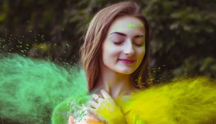 holi colors