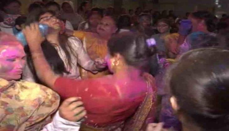 holi in pakistan