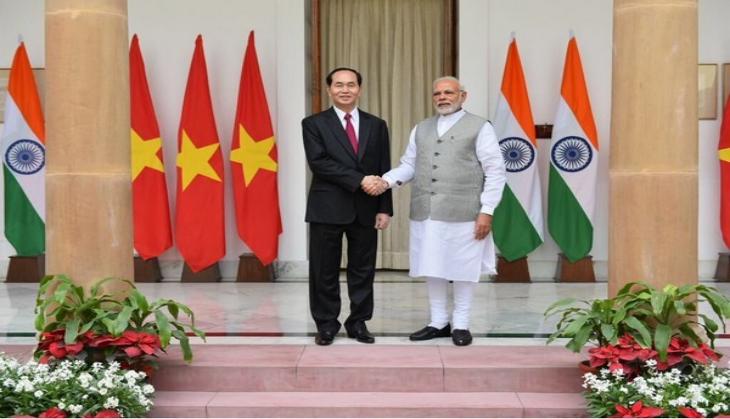 PM Modi welcomes Vietnamese President at Hyderabad House