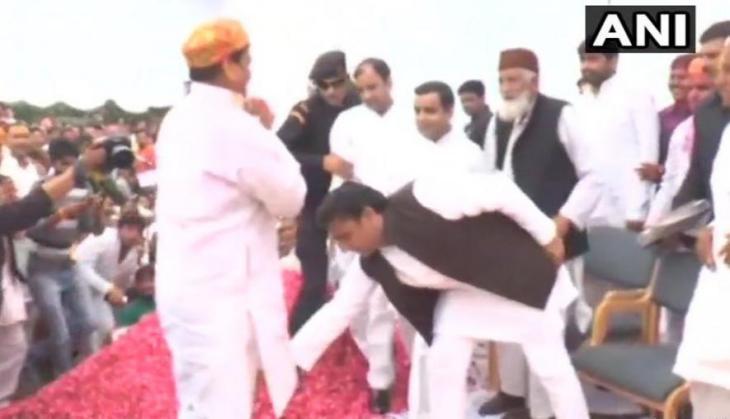 akhilesh and shivpal yadav