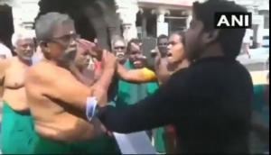 Tamil Nadu: Farmer, BJP leader clash in open