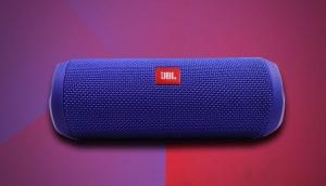 JBL Flip 4 review: This Bluetooth is a near-perfect travel companion for those on a budget