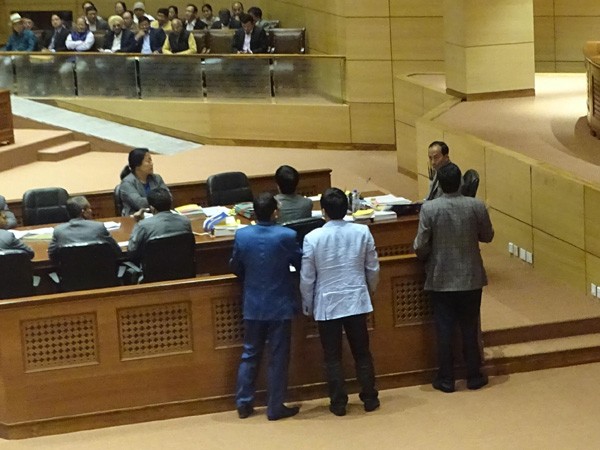 Opposition walks out from Arunachal Assembly, says government being voiceless