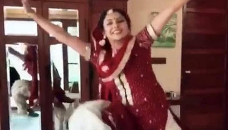 Punjabi girl Bhangra