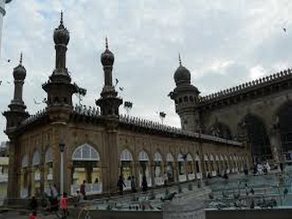Telangana sanctions funds for mosque renovations