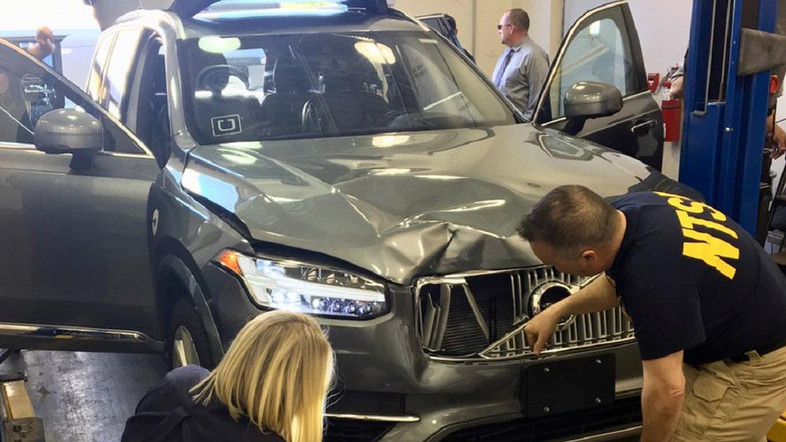 Arizona police release short video of autonomous Uber vehicle
