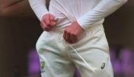 Video: बॉल टेंपरिंग करते पकड़ा गया ऑस्ट्रेलियाई क्रिकेटर, टीम को थी जानकारी