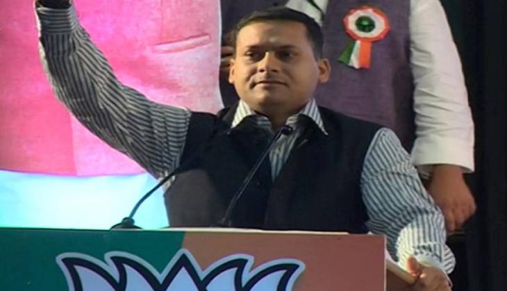 BJP posts 7 second video message to target dynasty in Congress