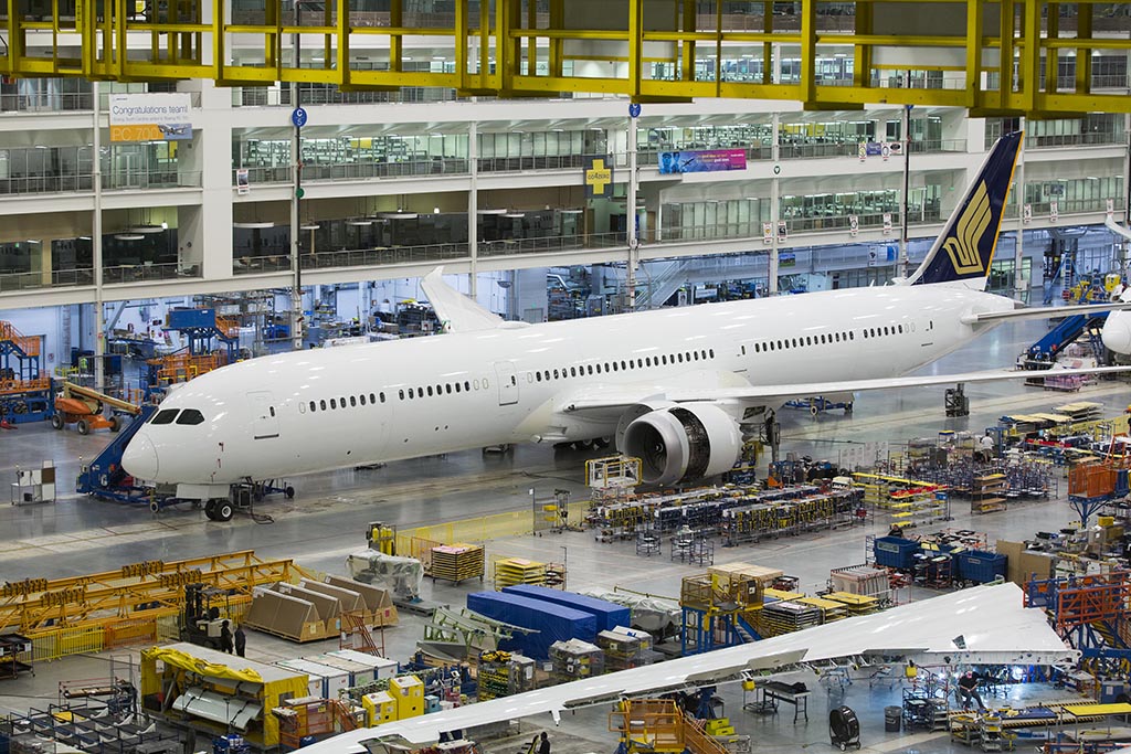 Singapore Airlines Boeing 787 Dreamliner reveals the new business class 