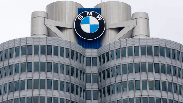 Daimler AG, BMW to merge ride-sharing units 