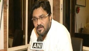 Asansol violence: Police, administration not performing their duties, says Babul Supriyo