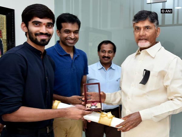 Andhra Pradesh appoints shuttler Srikanth as Deputy Collector