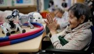 Ageing Japan: Japanese robots Paro to help elderly people 
