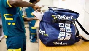 Shocking! Woman robbed Flipkart delivery boy of Rs 40, 000, stabbed him 20 times and the reason will hit you hard