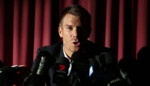 Australia ball-tampering: Tearful David Warner apologizes says, he will regret it for his whole life, admits 'may never play for Australia again'; see video