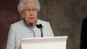 Queen Elizabeth II praises Royal Air Force on 100th anniversary