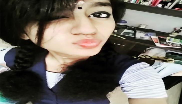 priya prakash pout photos viral on social media
