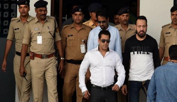 Blackbuck poaching case Updates: Salman Khan reaches Jodhpur court with bodyguard Shera; fate of Hum Sath Sath Hain actors to be decided today