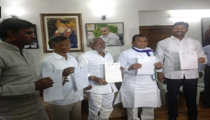 Andra Pradesh: Five YSR Congress MPs resign from Lok Sabha over special status to protest the 'failure' of the NDA government