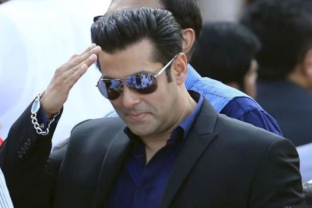 Salman Khan gets bail in Blackbuck poaching case