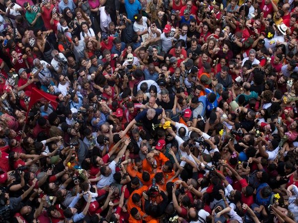 Fireworks, tears after ex-Brazilian president Lula's surrender