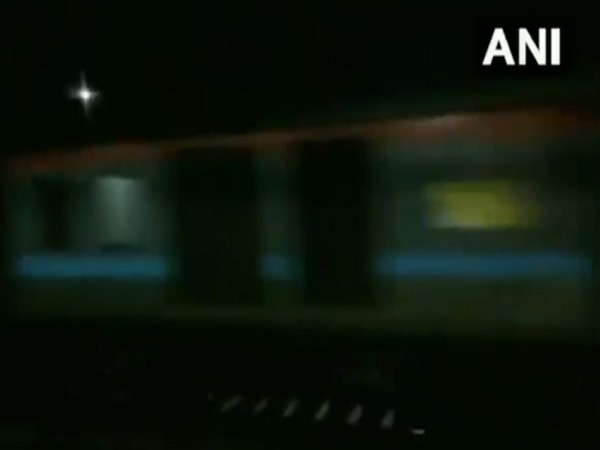 Ahmedabad-Puri express' coaches roll down 15km sans engine; 7 suspended
