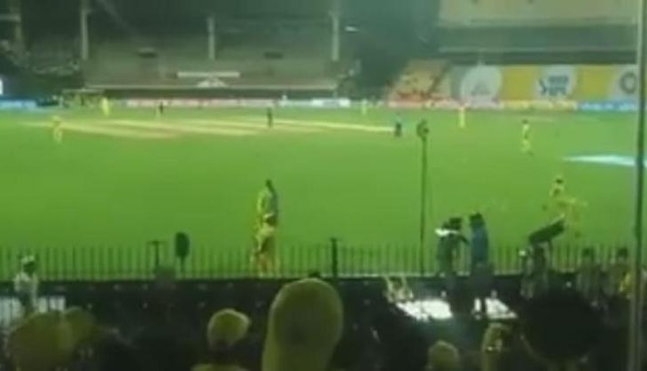 shoe hurled csk player