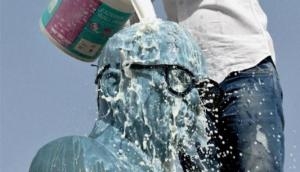 Dalit members 'cleanse' Ambedkar statue with milk after Maneka Gandhi paid tribute; claimed her presence have polluted it