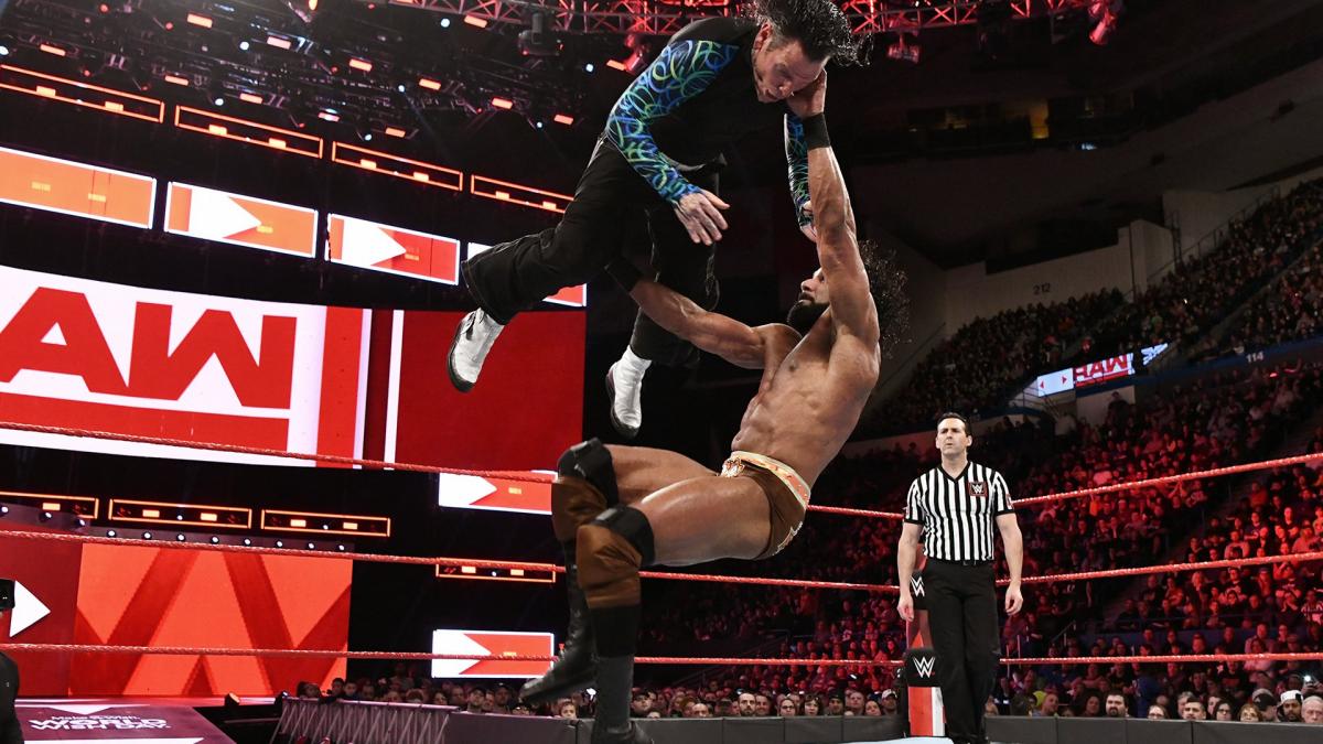 Jinder Mahal loses United States Championship belt to Jeff Hardy on Monday Night Raw