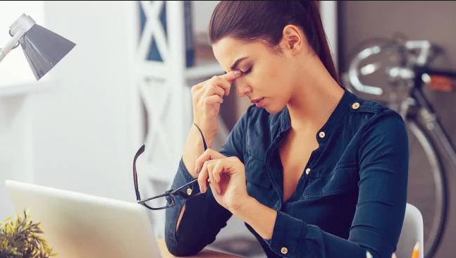 Alert! Don't sit for long hours. New studies reveal sitting all day can seriously damage your brain