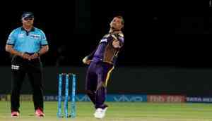 Sunil Narine Bowling With A Reinnovated Action At The Ju Campus Youtube