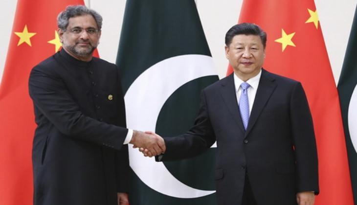 Shahid Khaqan Abbasi with Xi Jinping