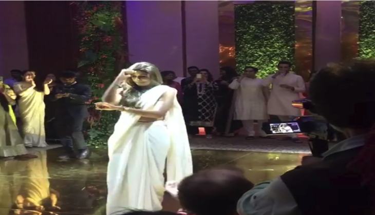 shweta bachchan dance on pallo latke song