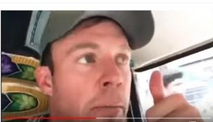 IPL 2018: De Villiers goes for a autorickshaw ride with his family; video goes viral 