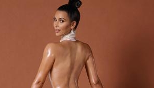 ‪Jean Paul Gaultier accuses Kim Kardashian for copying his Classique perfume bottle
