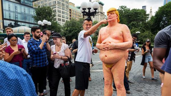 Last surviving naked statue of Trump goes for auction at $28000