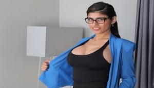 Porn star Mia Khalifa will help students in scoring good marks in exams; her video will make your day