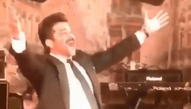 Anil Kapoor Dance on my name is Lakhan in daughter Sonam Kapoor anand ahuja reception party anil kapoor dance video viral