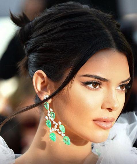 Oops!' That's how Kendall Jenner reacted to her bra-less semi-sheer dress  at Cannes 2018 - Bollywood News & Gossip, Movie Reviews, Trailers & Videos  at