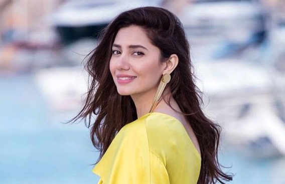 Cannes 2018: Mahira Khan is melting our hearts with her elegant outfits at French Riviera