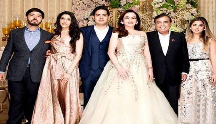Engagement of Mukesh Ambani's son, Anant with Radhika Merchant was just a rumour; no wedding bells at Ambani’s house!