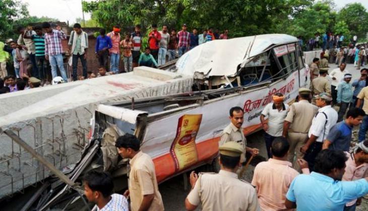 varanasi flyover collapse