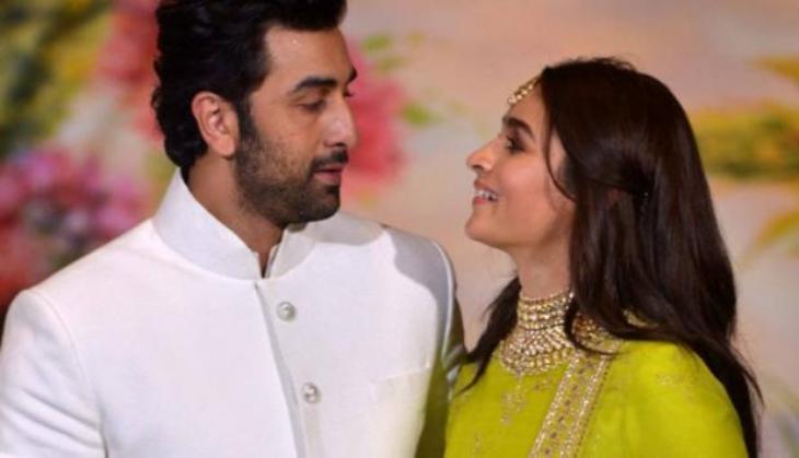 Raazi, Raazi film, Raazi Actress, Raazi Alia Bhatt, Alia Bhatt, Alia Bhatt kisses, Alia Bhatt crush, Alia Bhatt ranbir kapoor, ranbir kapoor, ranbir kapoor mother, ranbir kapoor neetu singh, Neetu Singh, Bollywood News, Bollywood News in Hindi, Entertainment news, Entertainment news in Hindi, Catch Hindi
