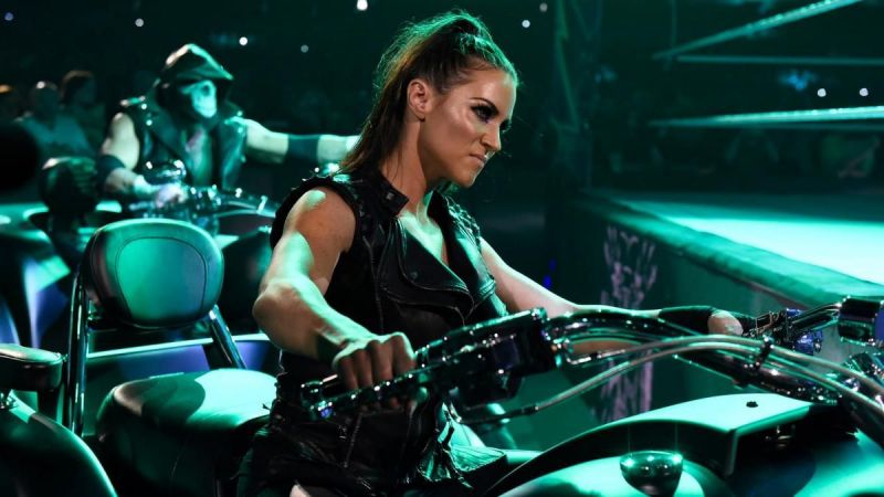 WWE CBO Stephanie McMahon posts midnight workout video, watch inside