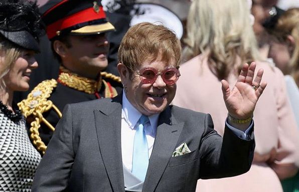 Royal Wedding Update: Elton John performs 